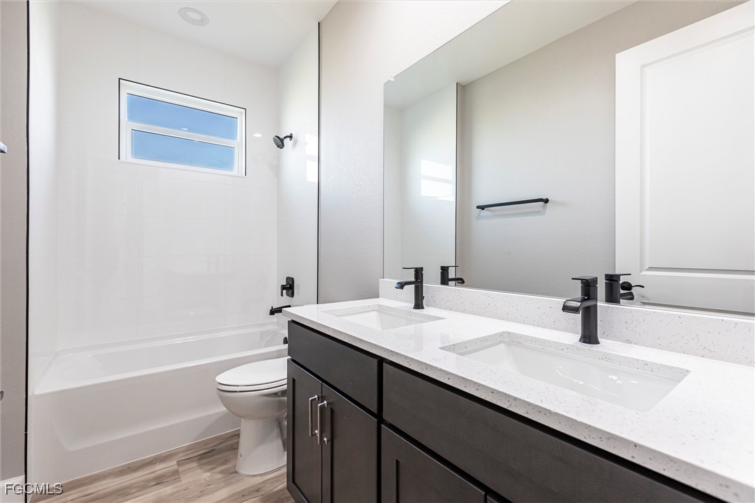 2729 Southwest 4th Terrace Cape Coral, FL 33991 - Photo 25 of 37