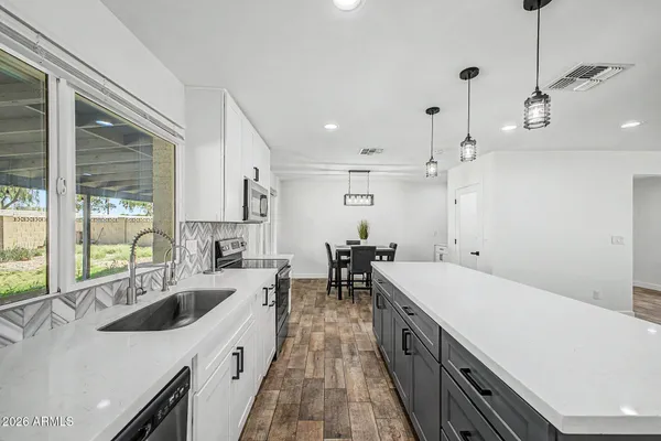 $525,000 | 2174 East Palmcroft Drive, Tempe, AZ 85282