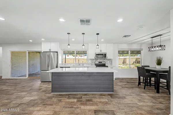 $525,000 | 2174 East Palmcroft Drive, Tempe, AZ 85282