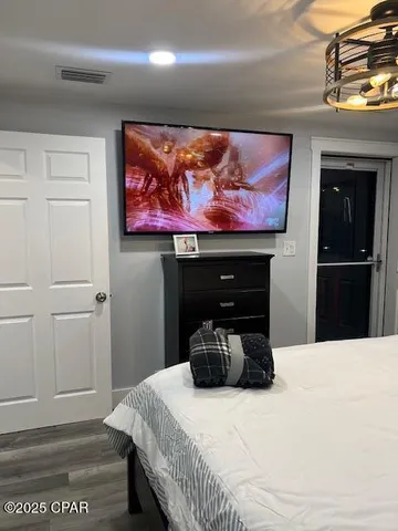 $1,900 | 1219 Thomas Drive, Unit 8, Panama City Beach, FL 32408