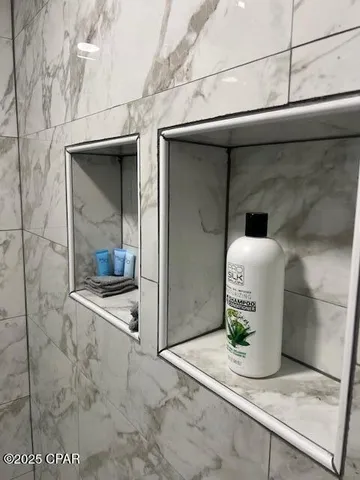 $1,900 | 1219 Thomas Drive, Unit 8, Panama City Beach, FL 32408