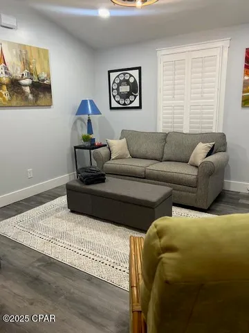 $1,900 | 1219 Thomas Drive, Unit 8, Panama City Beach, FL 32408