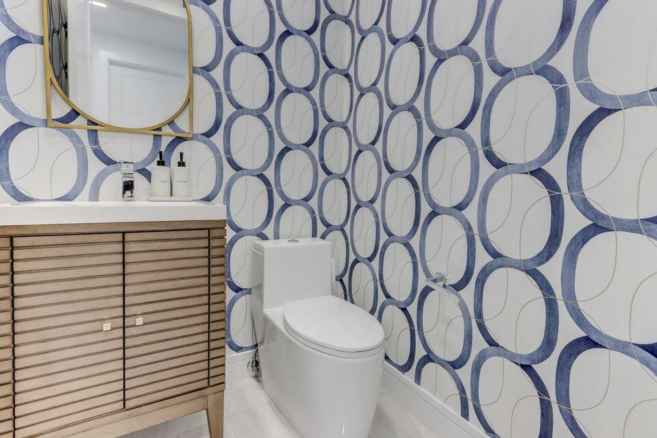 4188 Northwest 53rd Street Boca Raton, FL 33496 - Photo 15 of 41 Powder Room