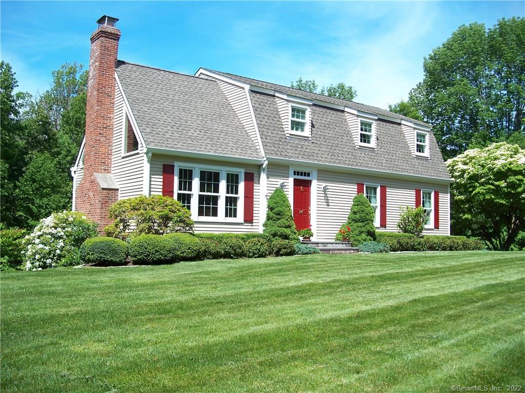 24 Whitlock Lane Ridgefield, CT 06877 - Photo 1 of 1