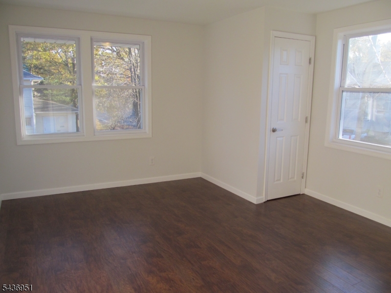 281 South Washington Avenue, Unit 2 Dunellen, NJ 08812 - Photo 11 of 18