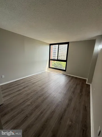 $324,000 | 4100 North Charles Street, Unit 507, Baltimore, MD 21218