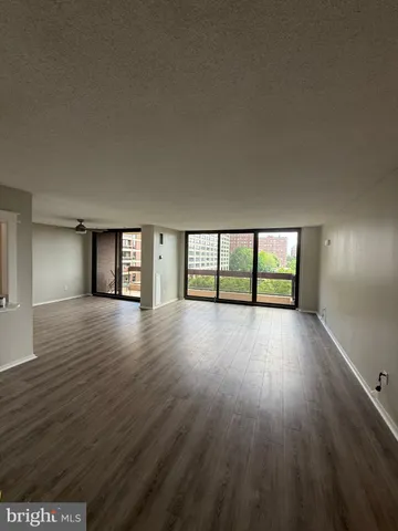 $324,000 | 4100 North Charles Street, Unit 507, Baltimore, MD 21218
