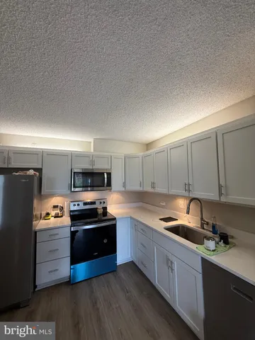 $324,000 | 4100 North Charles Street, Unit 507, Baltimore, MD 21218