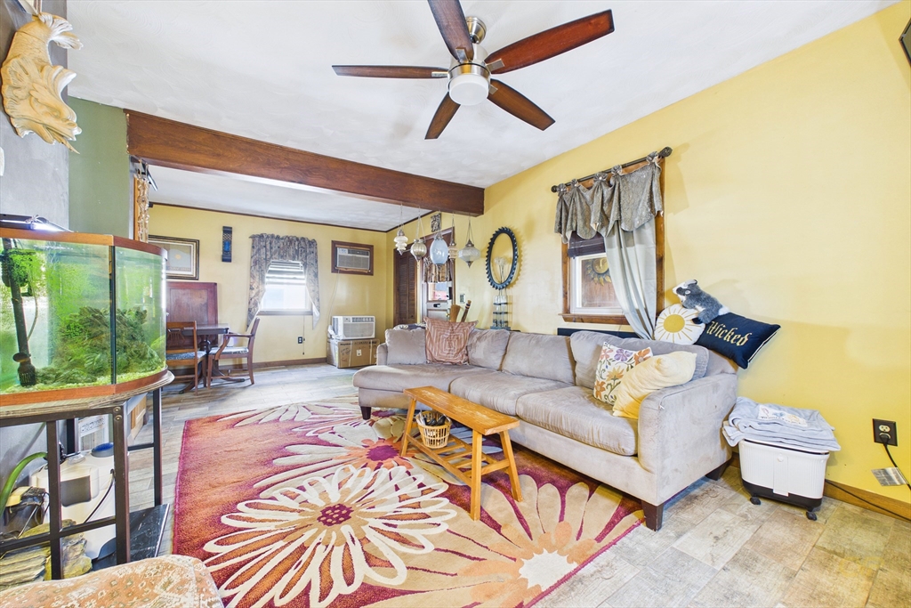 7 Wayne Street Fairhaven, MA 02719 - Photo 8 of 29