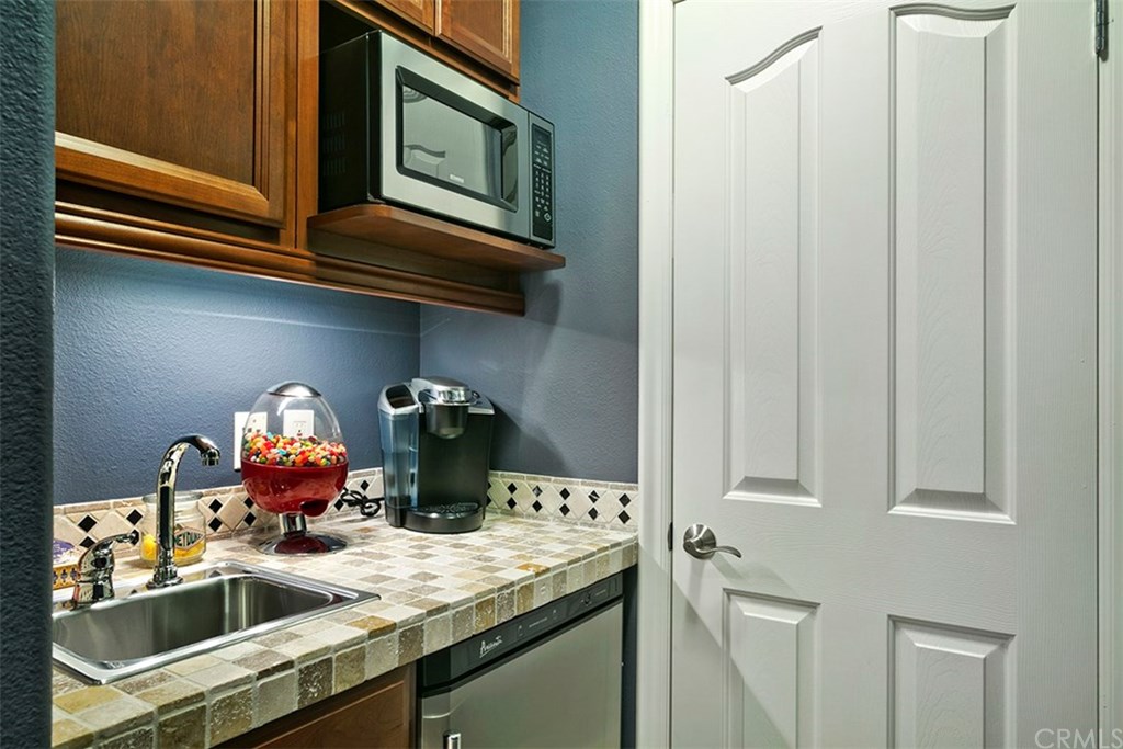 28362 Via Pasito San Juan Capistrano, CA 92675 - Photo 49 of 69 Mini Bar for office,media room