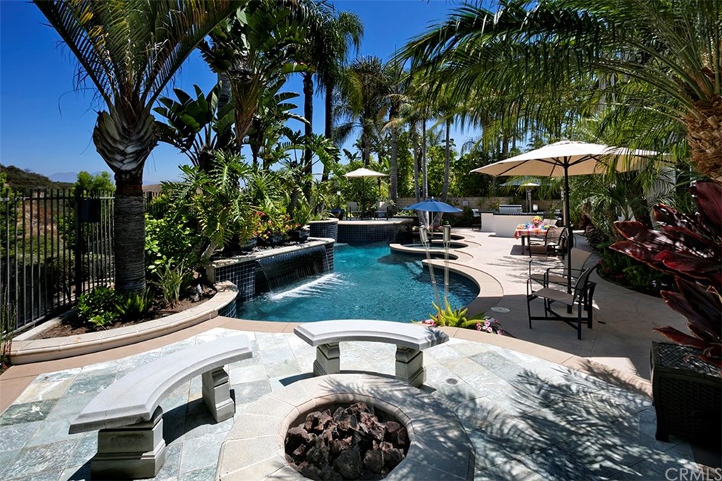 28362 Via Pasito San Juan Capistrano, CA 92675 - Photo 6 of 69 Resort style backyard