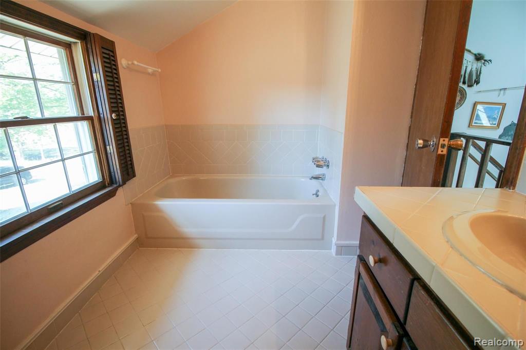 11634 Bohm Road Byron, MI 48418 - Photo 42 of 73