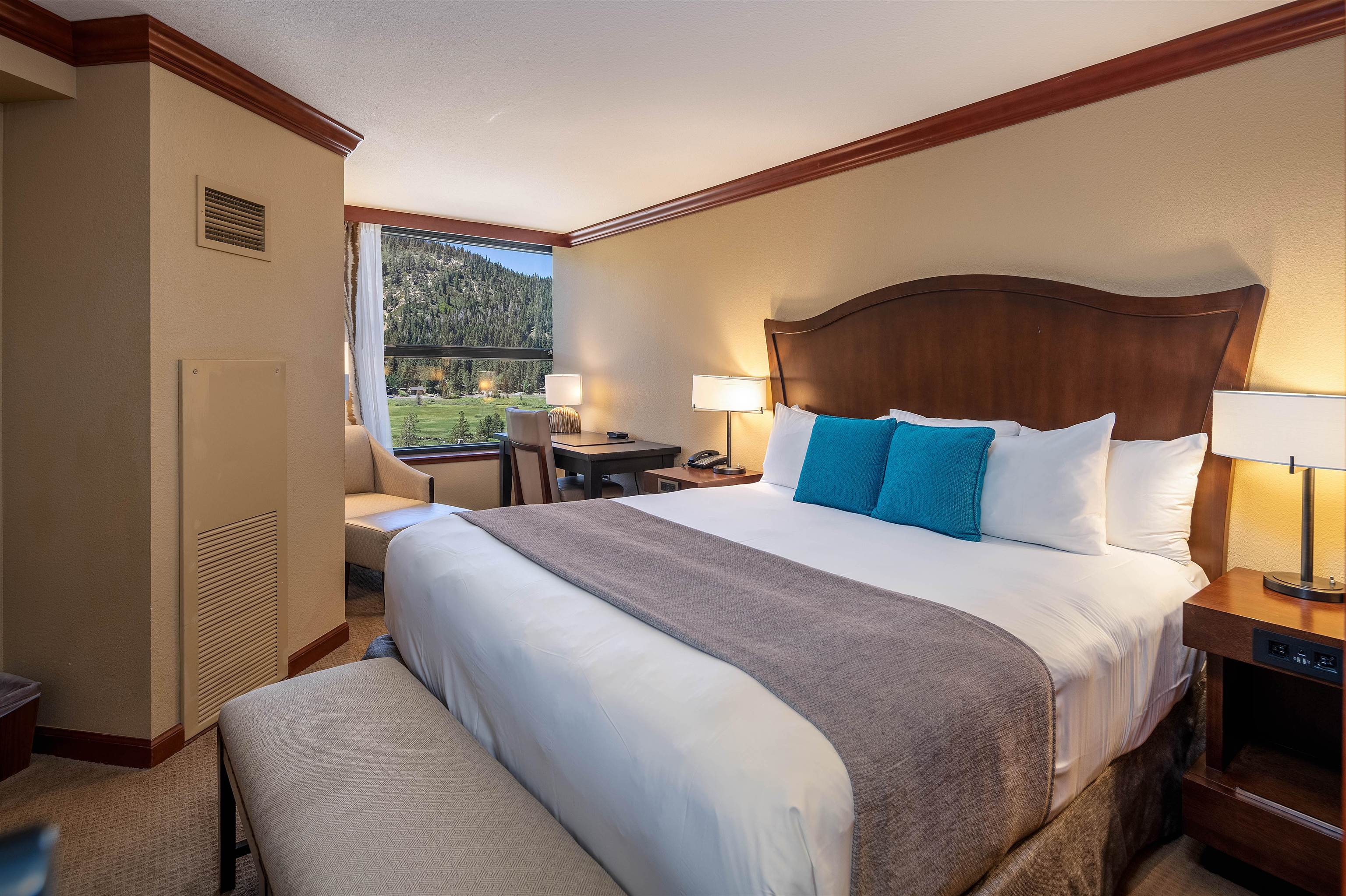 400 Resort Road, Unit 838 840 Olympic Valley, CA 96146 - Photo 16 of 21 a bedroom with a bed and wooden floor