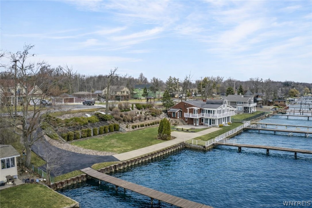 2039 East River Road Grand Island, NY 14072 - Photo 3 of 49 Over 200' water frontage W/ 3 boat docks