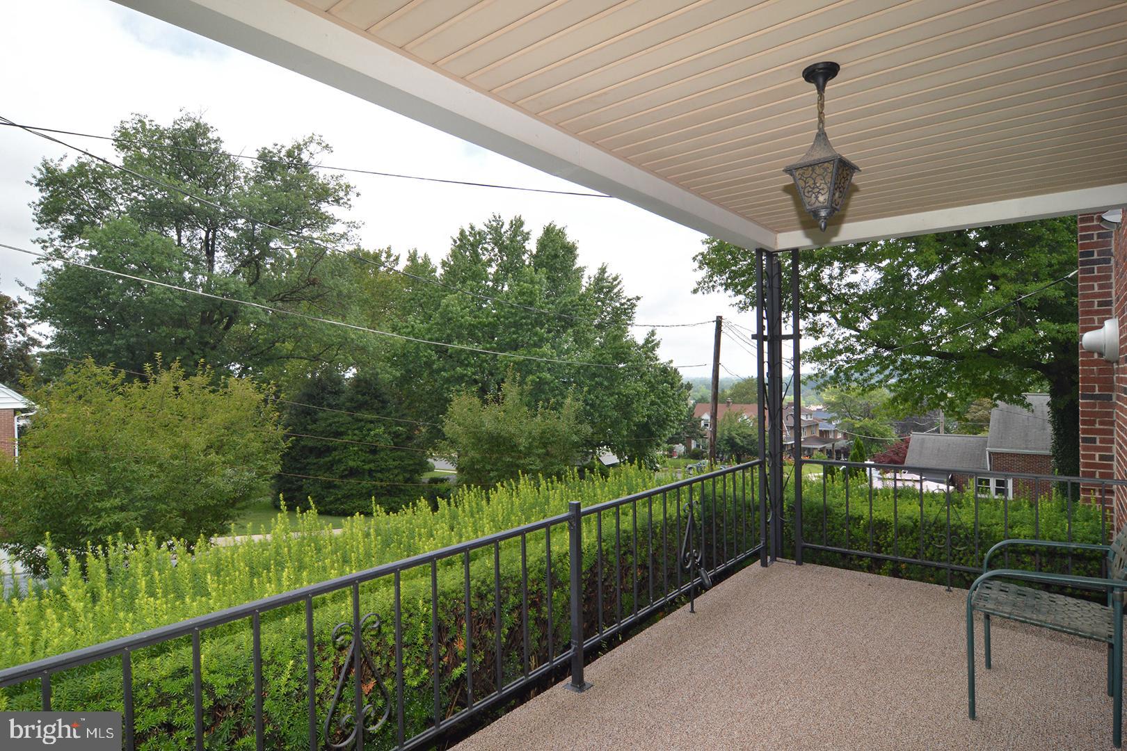 101 4th Street Reading, PA 19607 - Photo 3 of 34