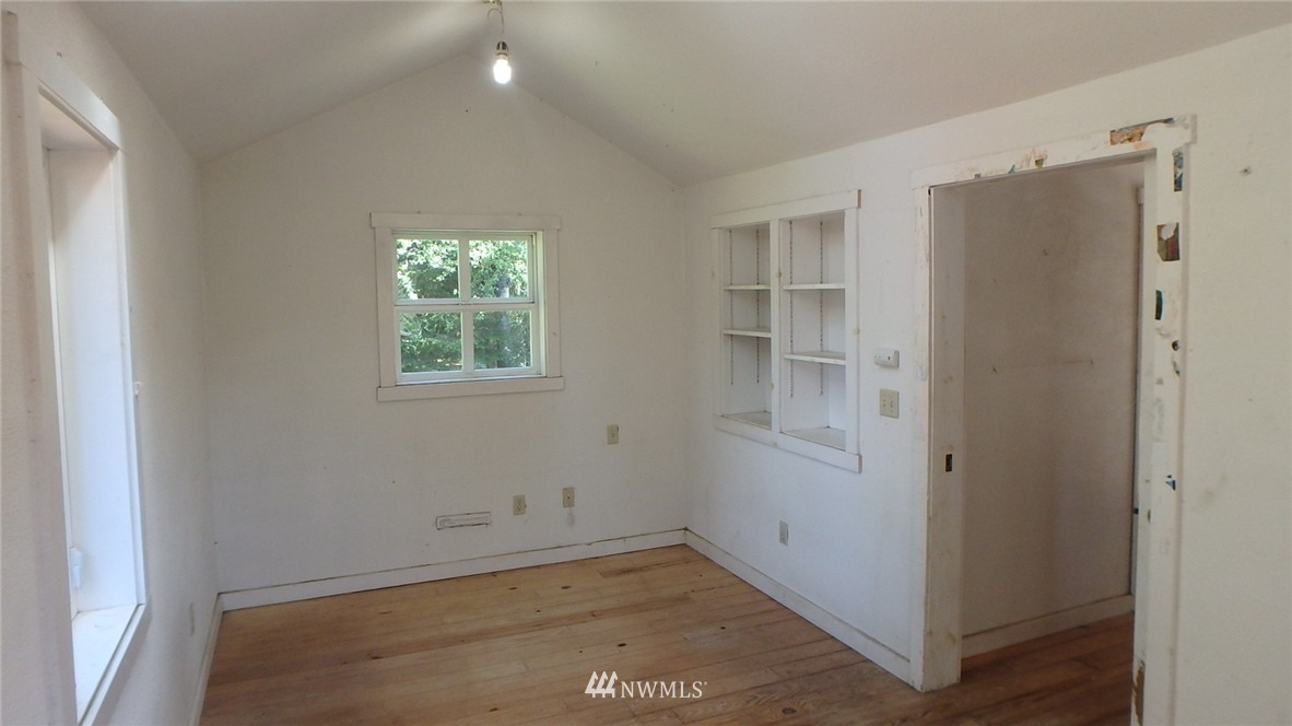 3028 Saratoga Road Langley, WA 98260 - Photo 14 of 19 Gallery Image 14