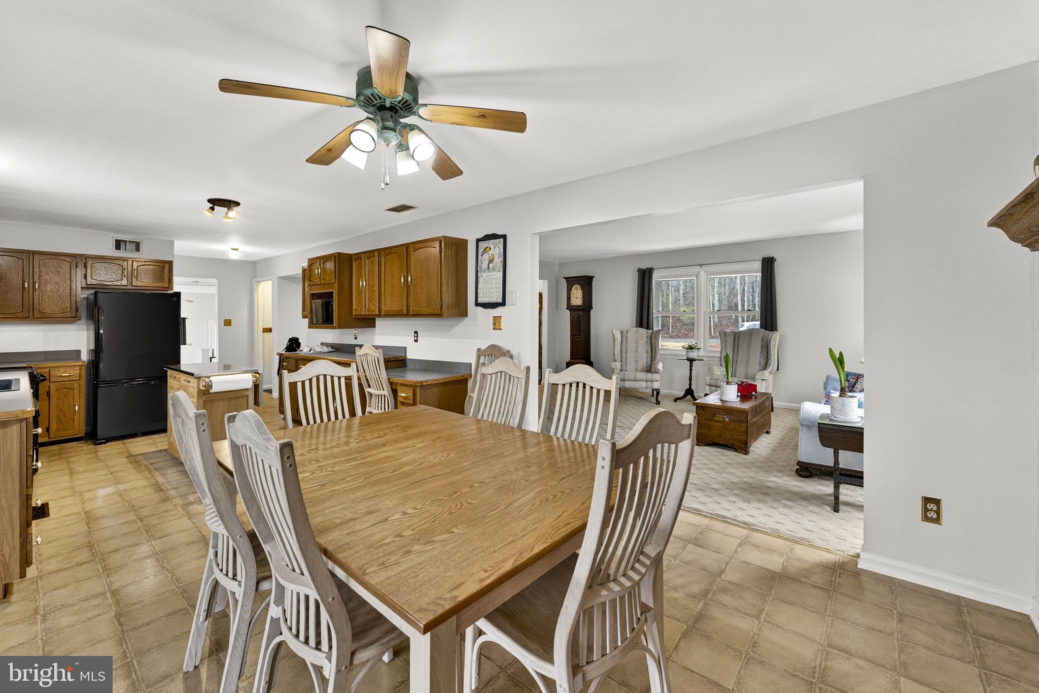 2266 Beaver Dam Road Midland, VA 22728 - Photo 25 of 93 a dining room with furniture and wooden floor