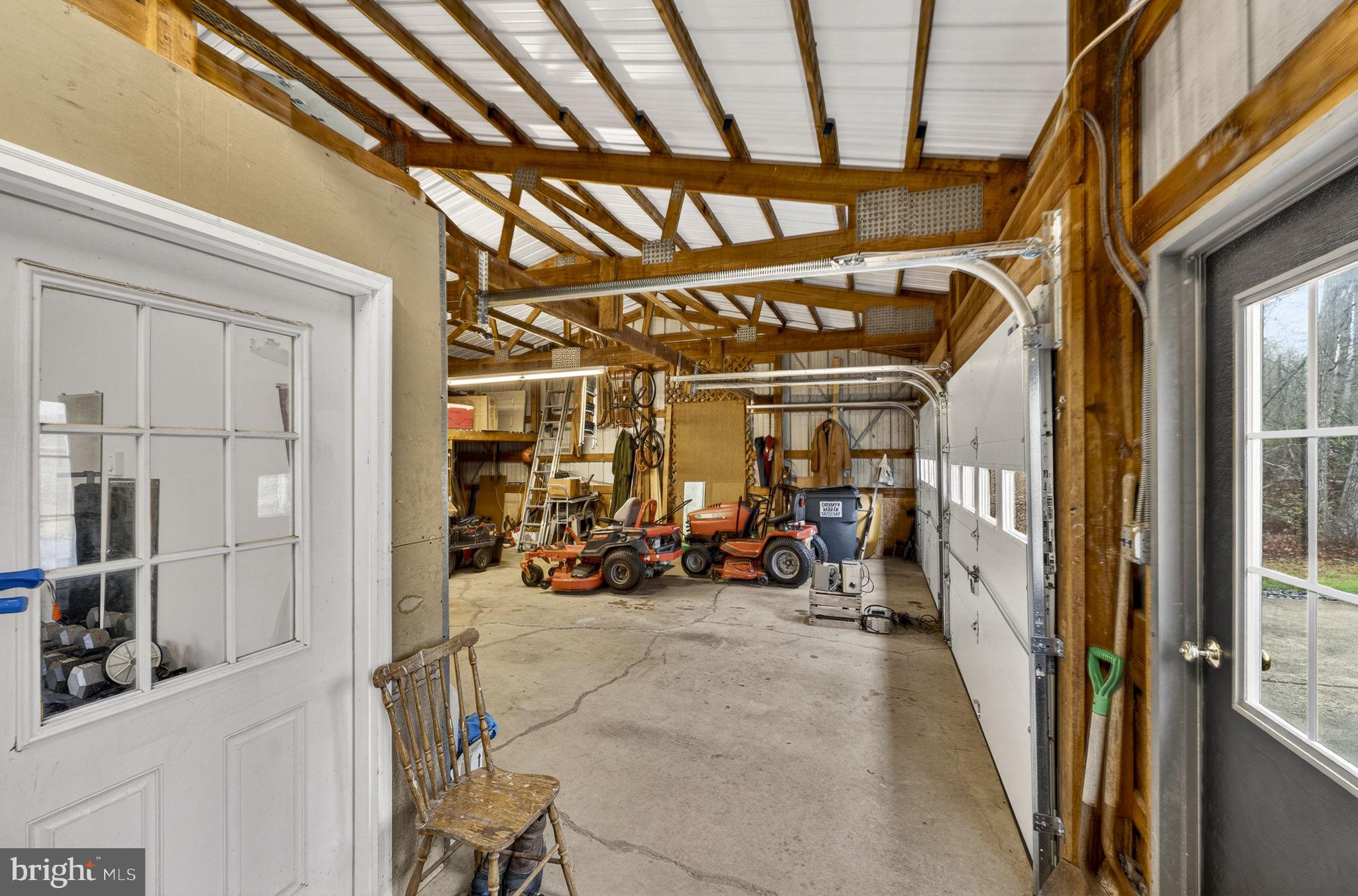 2266 Beaver Dam Road Midland, VA 22728 - Photo 50 of 93 Insulated garage doors