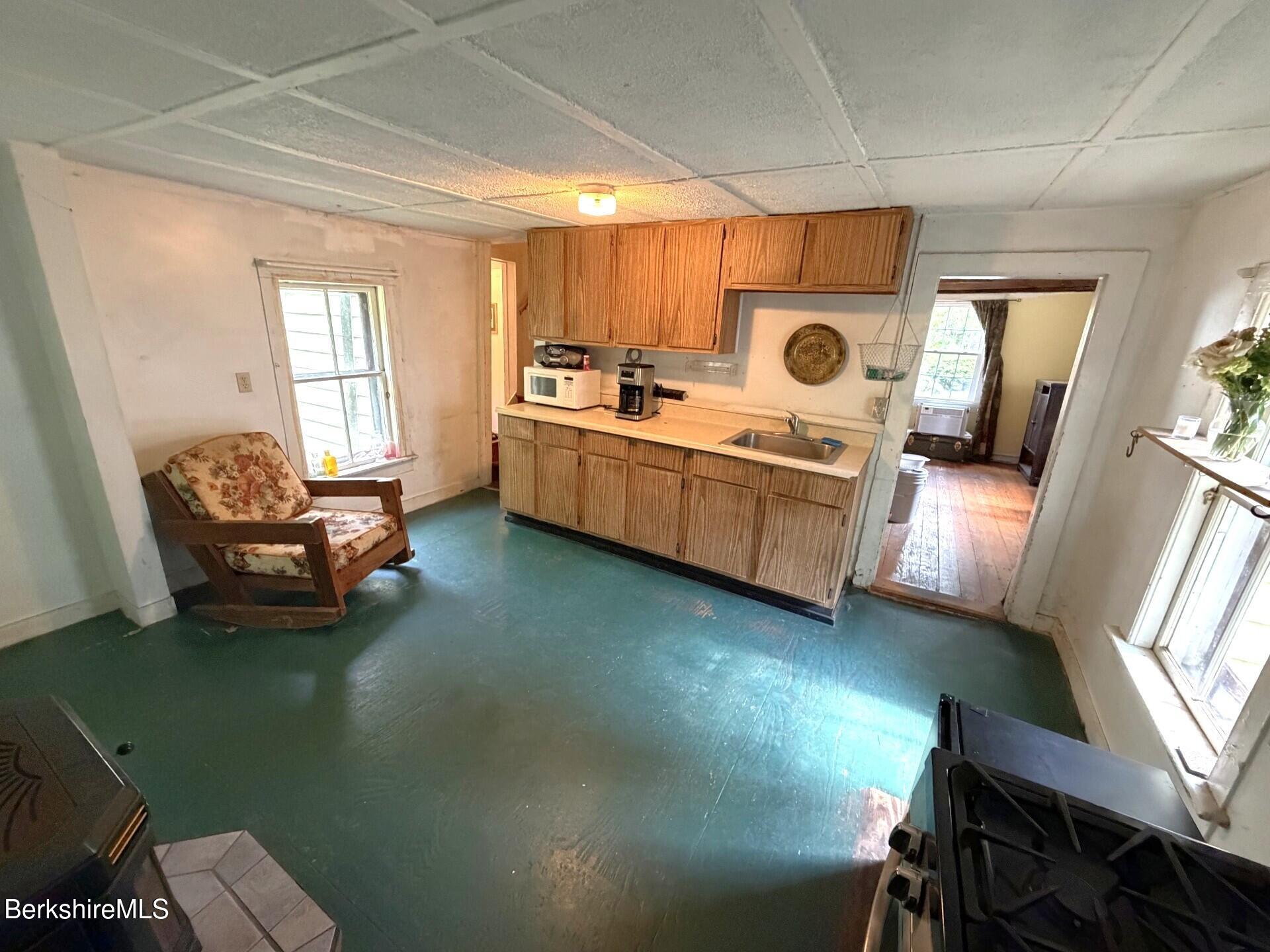 161 Main Street Hancock, MA 01237 - Photo 10 of 24 KitchenC
