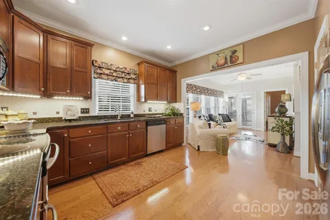 $499,900 | 4410 1st St Drive Northwest, Hickory, NC 28601
