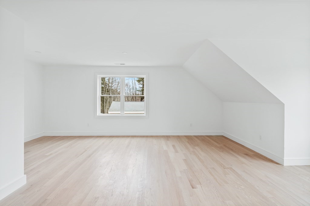 5 Brookside Lane Burlington, MA 01803 - Photo 29 of 40 an empty room with a window