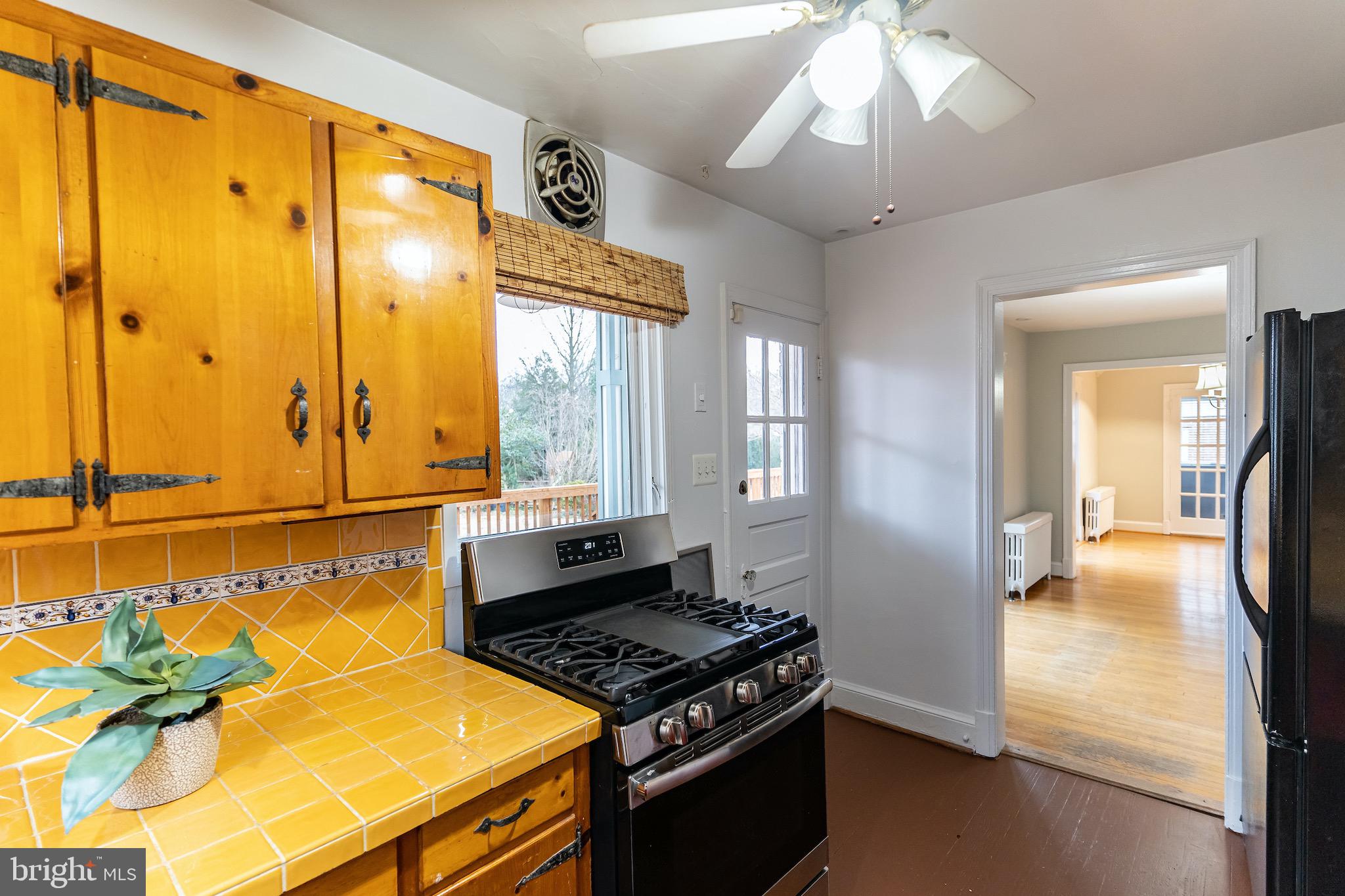9211 Flower Avenue Silver Spring, MD 20901 - Photo 22 of 44