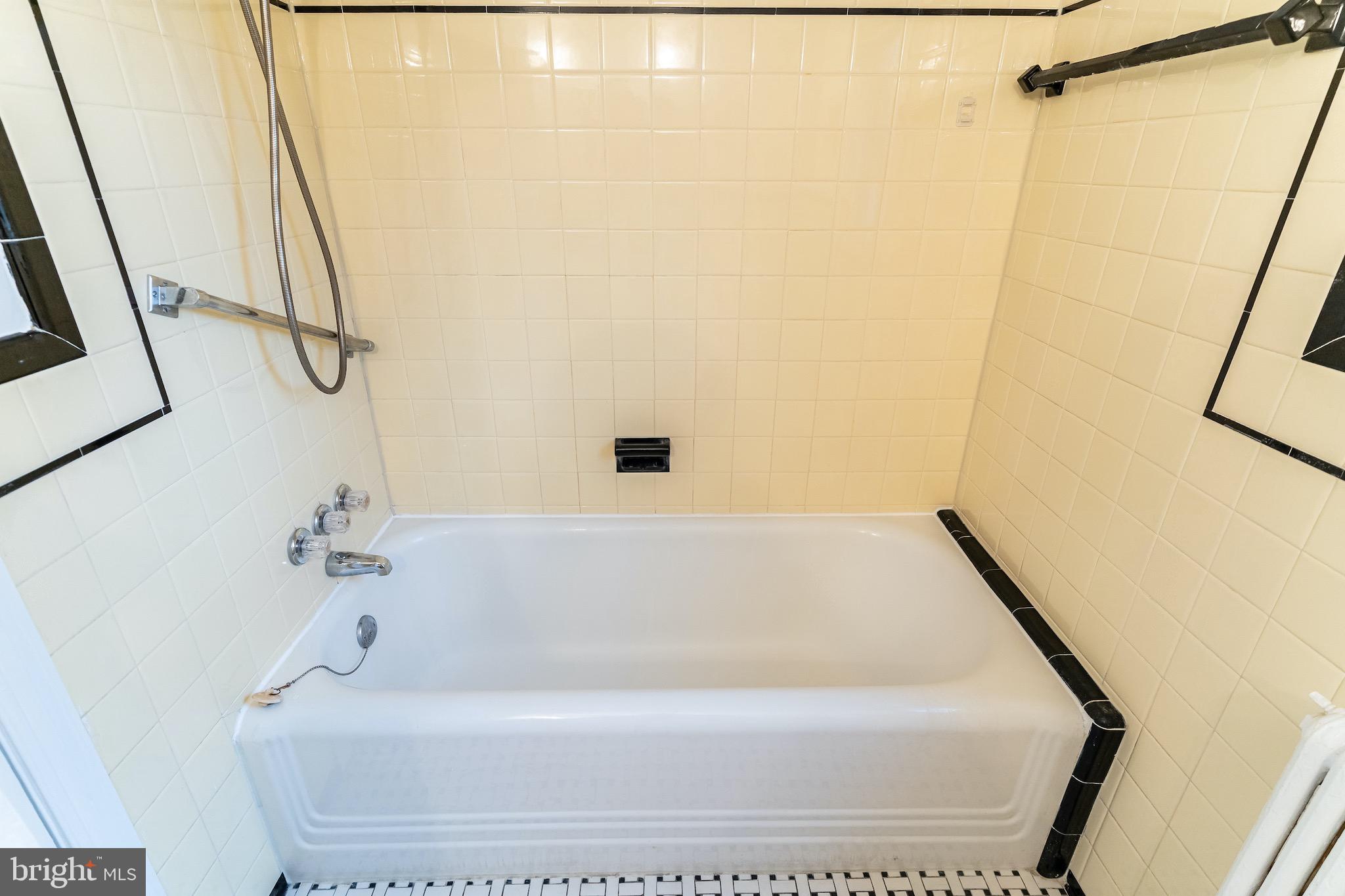 9211 Flower Avenue Silver Spring, MD 20901 - Photo 28 of 44