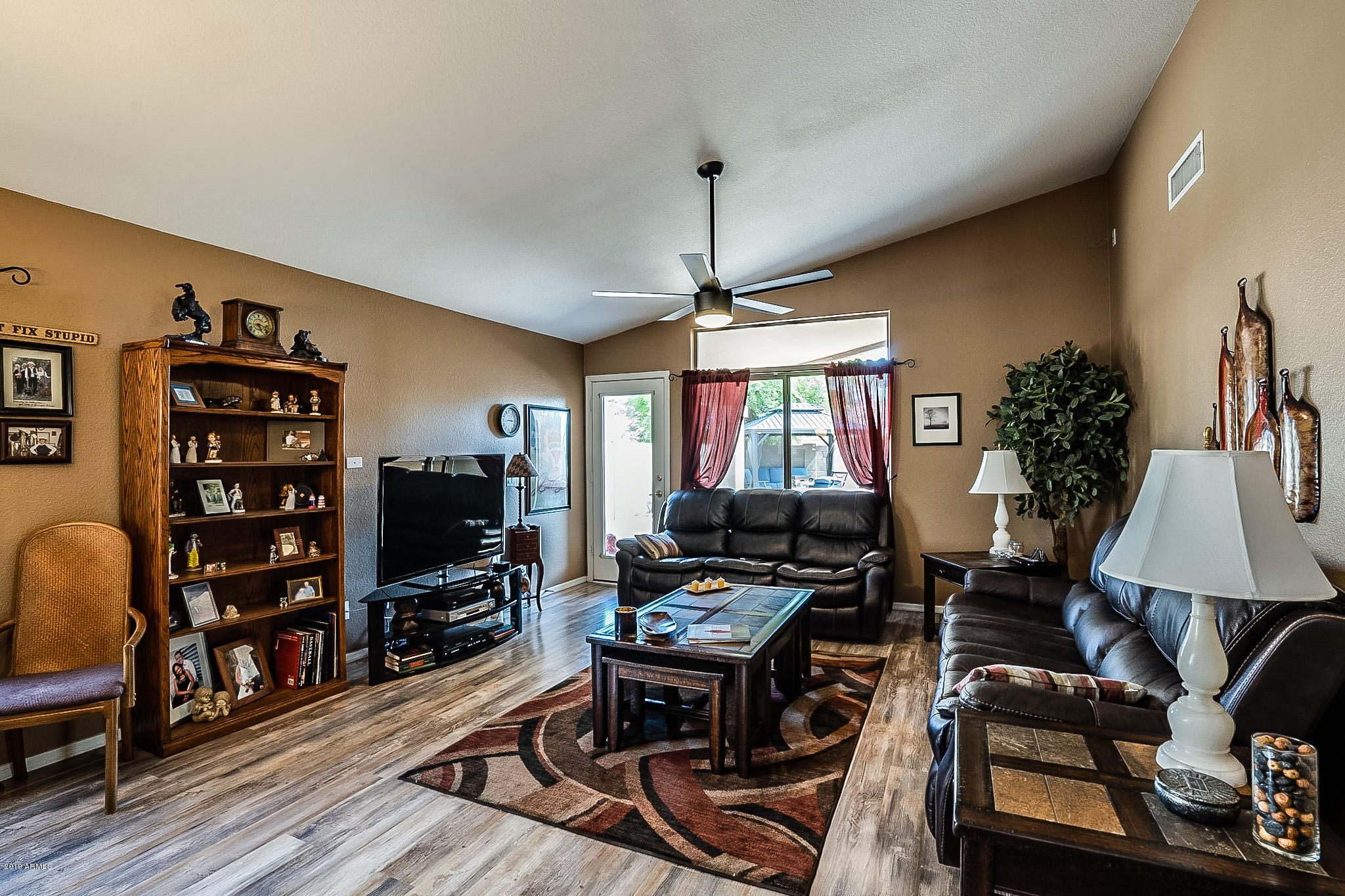 13335 West Redfield Road Surprise, AZ 85379 - Photo 14 of 47 Redfield-16