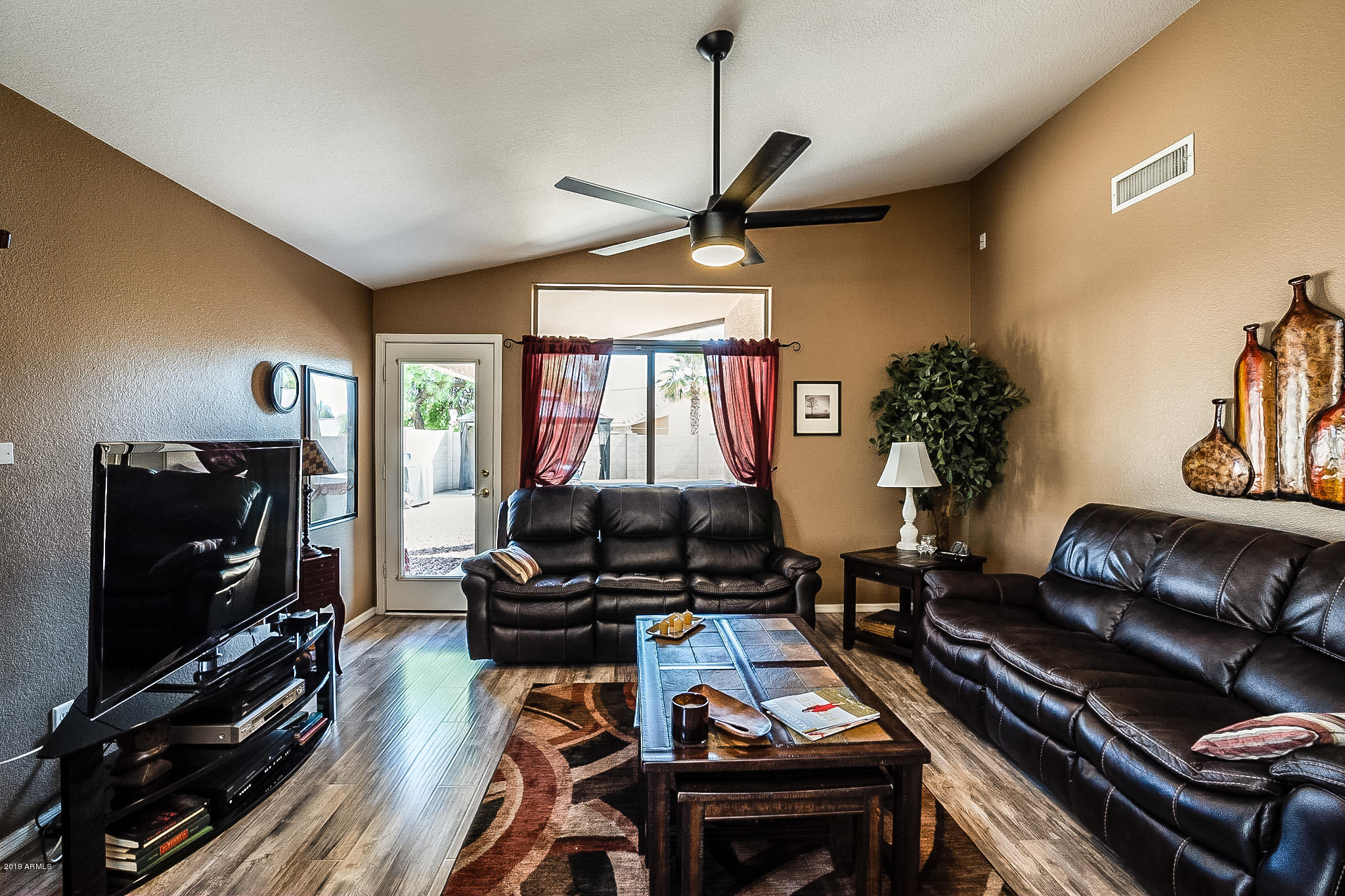 13335 West Redfield Road Surprise, AZ 85379 - Photo 20 of 47 Redfield-22
