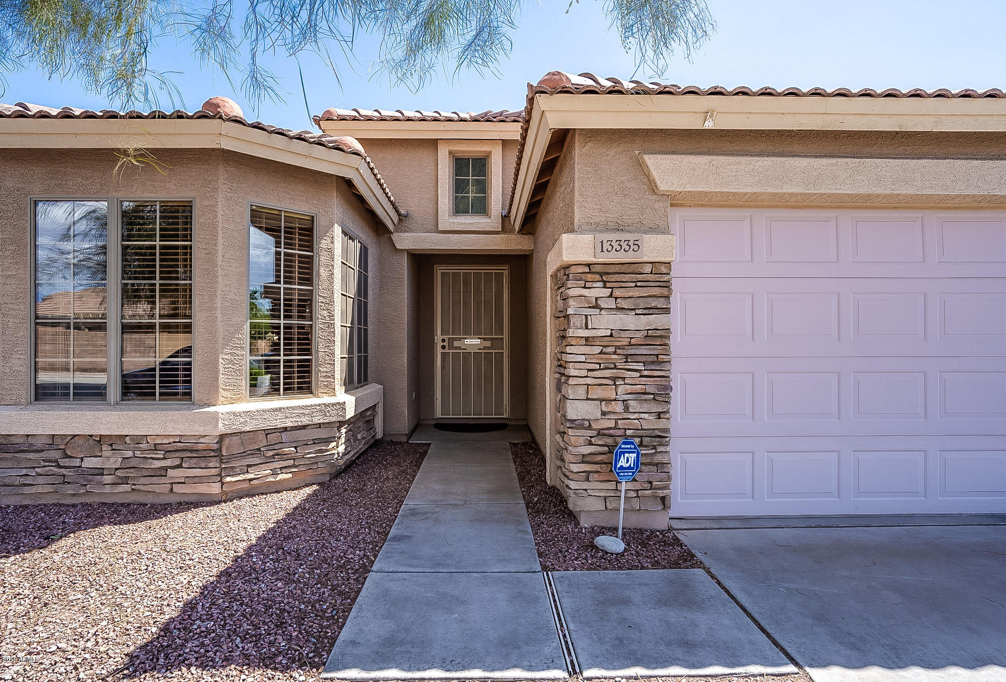13335 West Redfield Road Surprise, AZ 85379 - Photo 2 of 47 Redfield-4