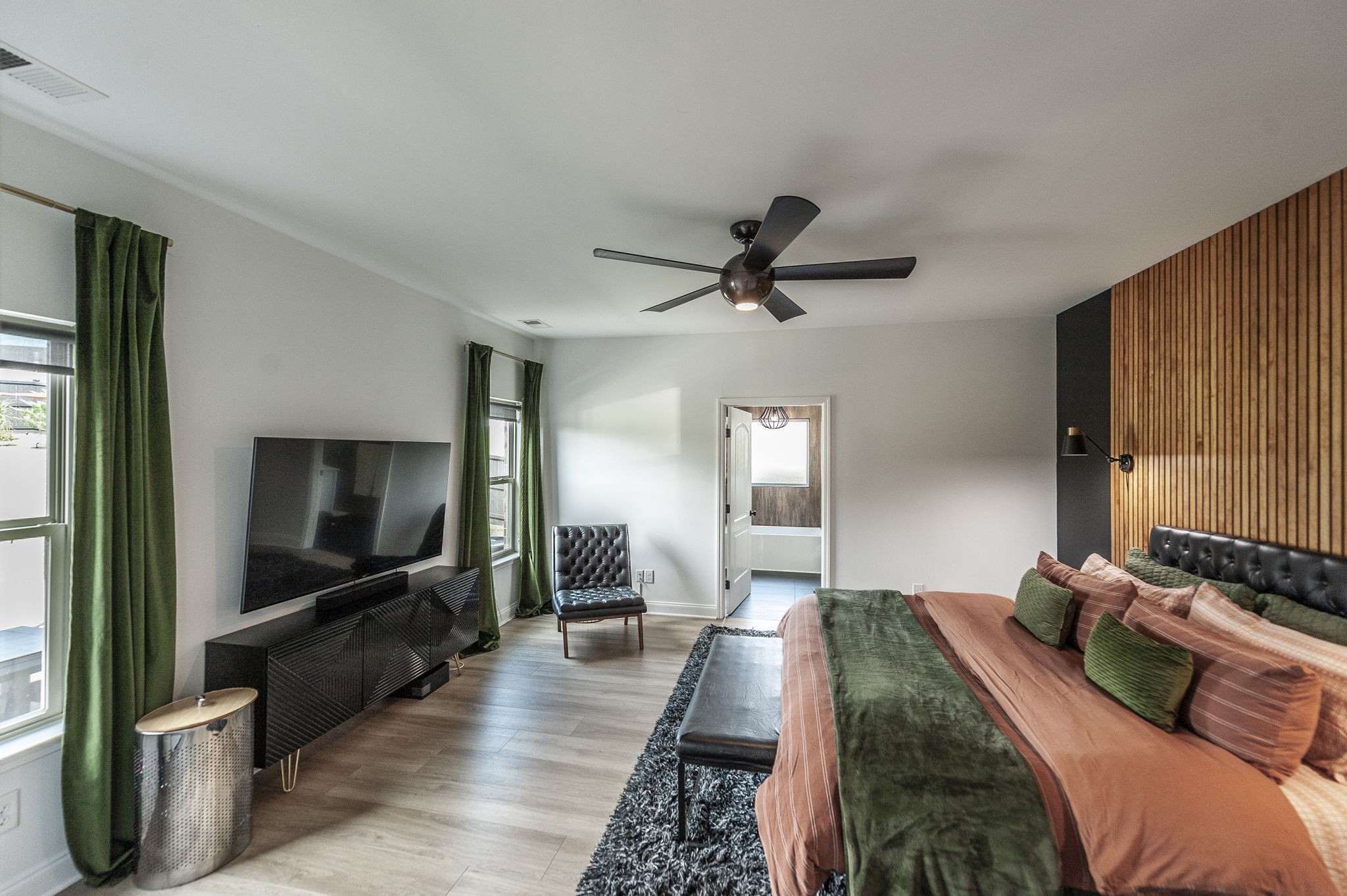 400 Quarry Road Gallatin, TN 37066 - Photo 37 of 81 a living room with furniture and a flat screen tv