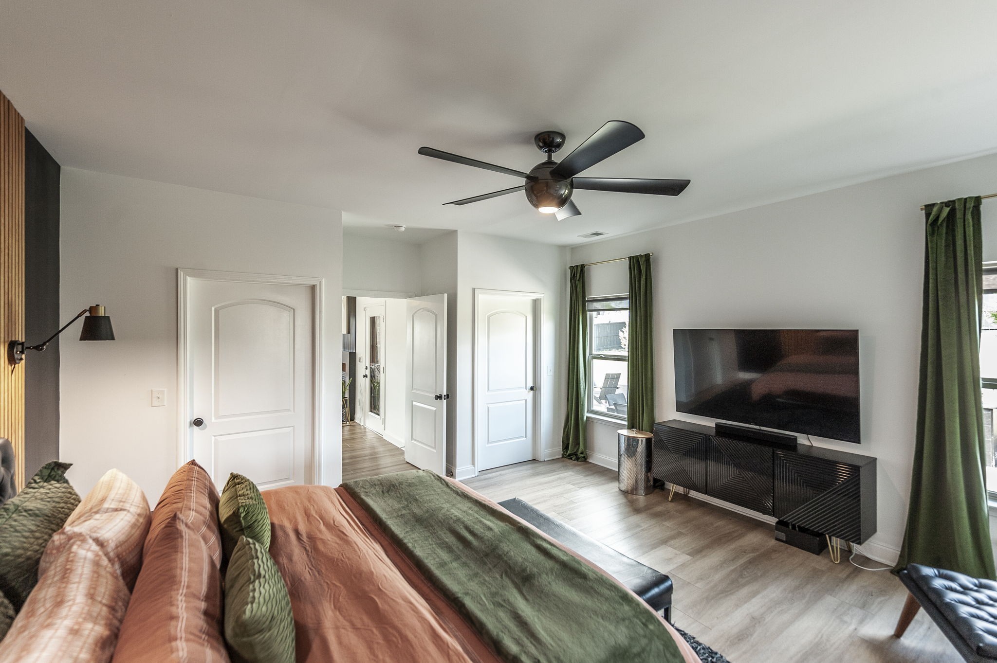 400 Quarry Road Gallatin, TN 37066 - Photo 39 of 81 a bedroom with a bed and a flat screen tv