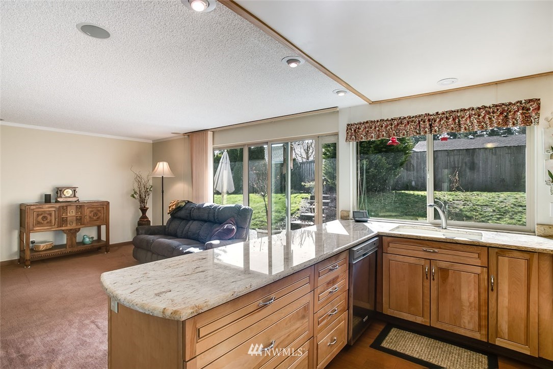 14331 Southeast 163rd Street Renton, WA 98058 - Photo 12 of 24 Gallery Image 12