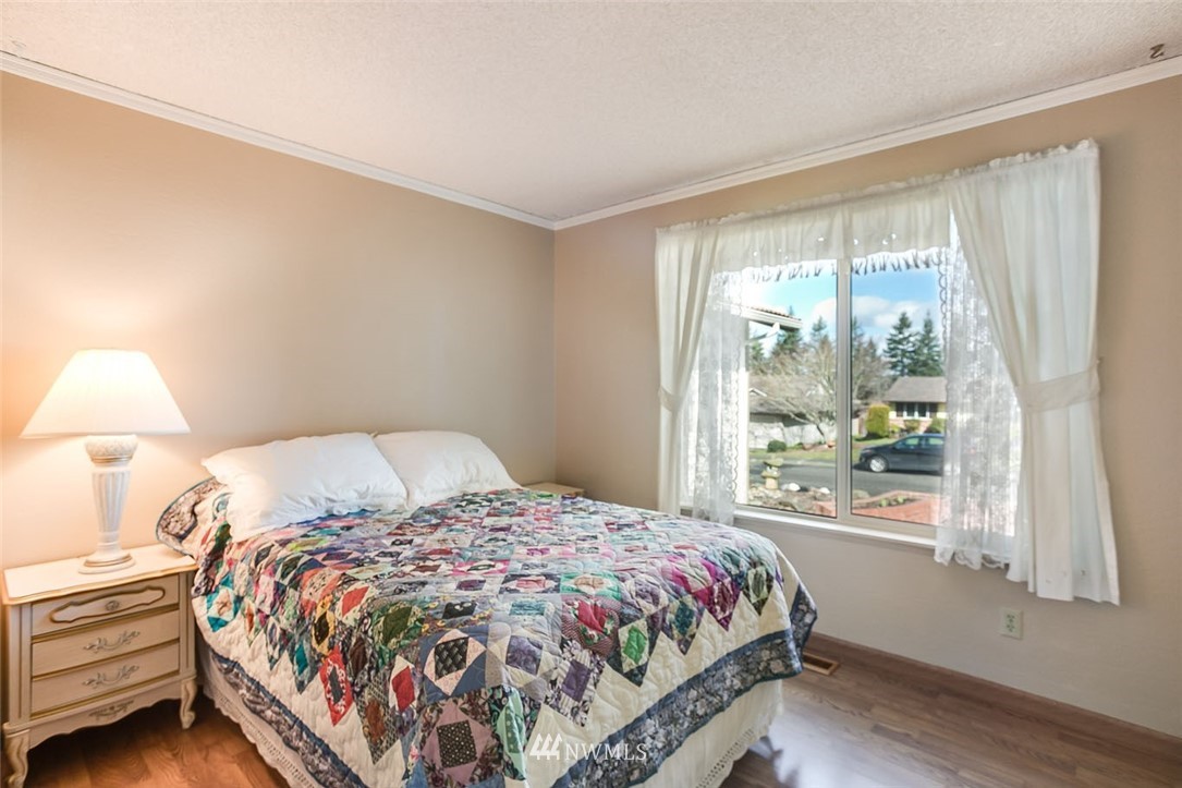 14331 Southeast 163rd Street Renton, WA 98058 - Photo 18 of 24 Gallery Image 18