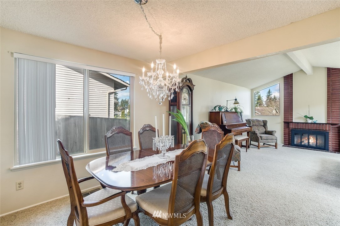 14331 Southeast 163rd Street Renton, WA 98058 - Photo 7 of 24 Gallery Image 7