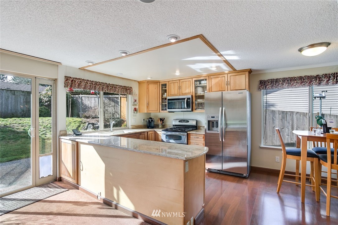 14331 Southeast 163rd Street Renton, WA 98058 - Photo 9 of 24 Gallery Image 9