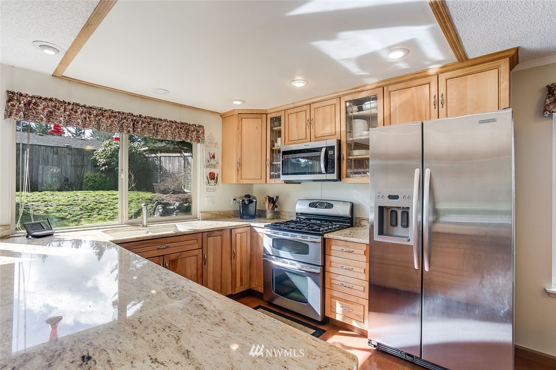 14331 Southeast 163rd Street Renton, WA 98058 - Photo 10 of 24 Gallery Image 10