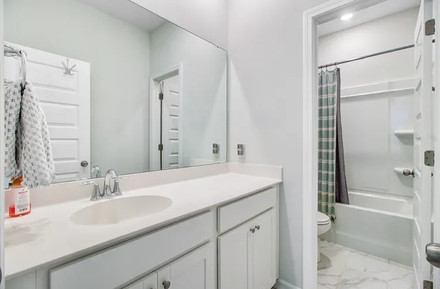 $430,000 | 505 North Commodore Way, Summerville, SC 29483