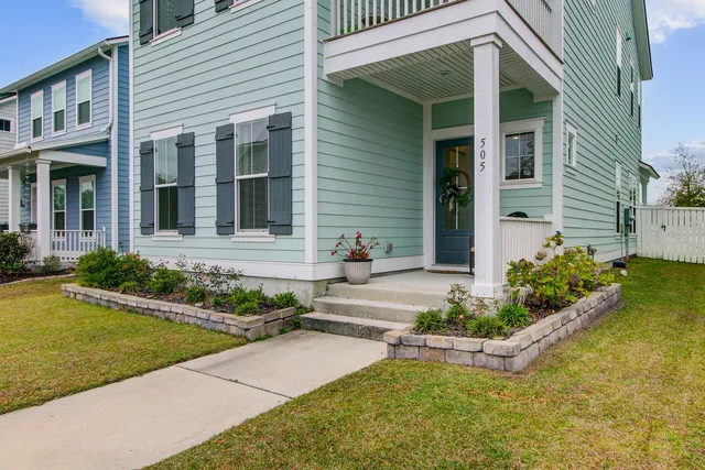 $430,000 | 505 North Commodore Way, Summerville, SC 29483