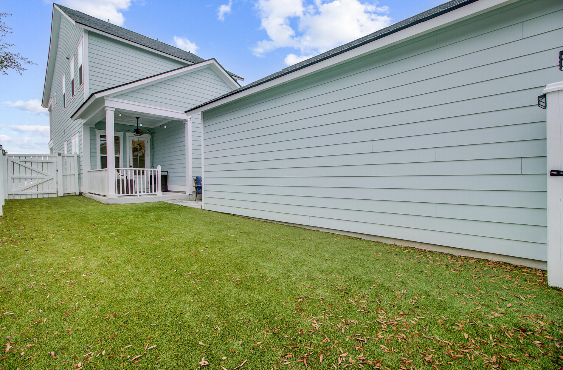505 North Commodore Way Summerville, SC 29483 - Photo 45 of 53 Backyard