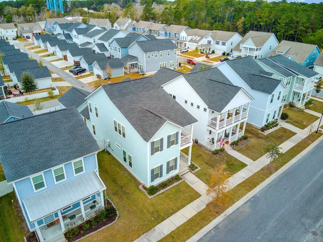 $430,000 | 505 North Commodore Way, Summerville, SC 29483