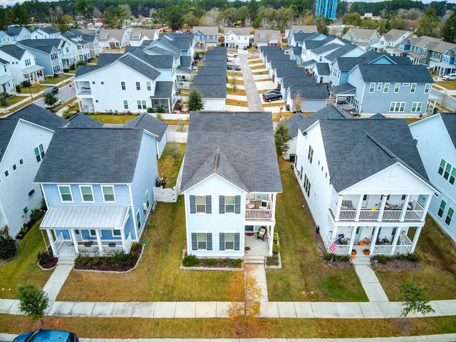 $430,000 | 505 North Commodore Way, Summerville, SC 29483