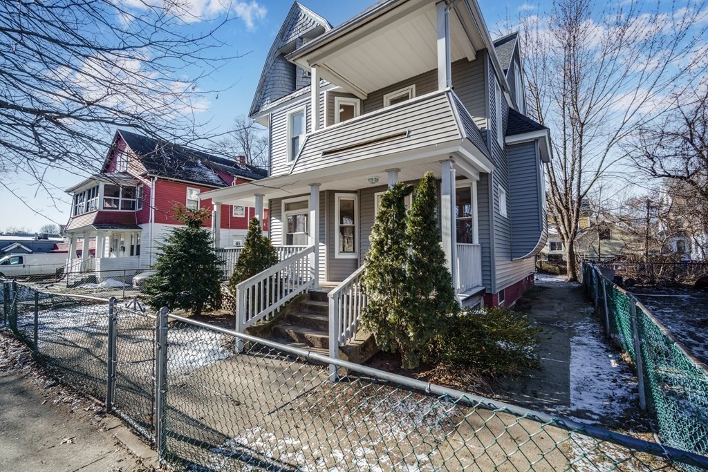 64 Colonial Avenue Springfield, MA 01109 - Photo 1 of 26 Gallery Image 1