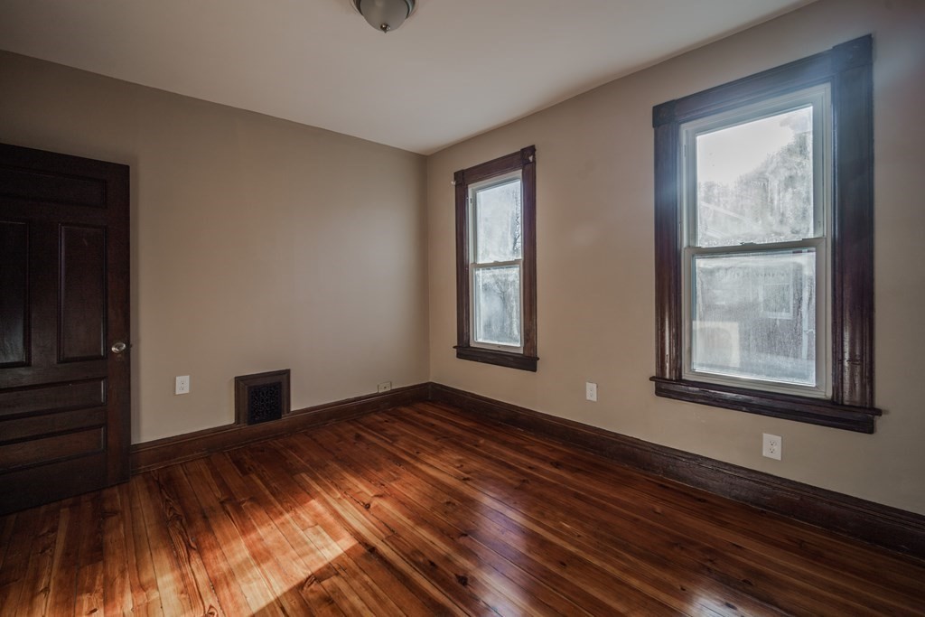 64 Colonial Avenue Springfield, MA 01109 - Photo 17 of 26 Gallery Image 17
