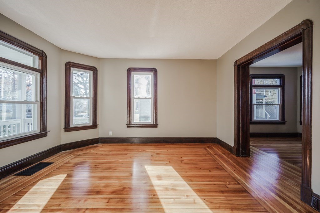 64 Colonial Avenue Springfield, MA 01109 - Photo 7 of 26 Gallery Image 7