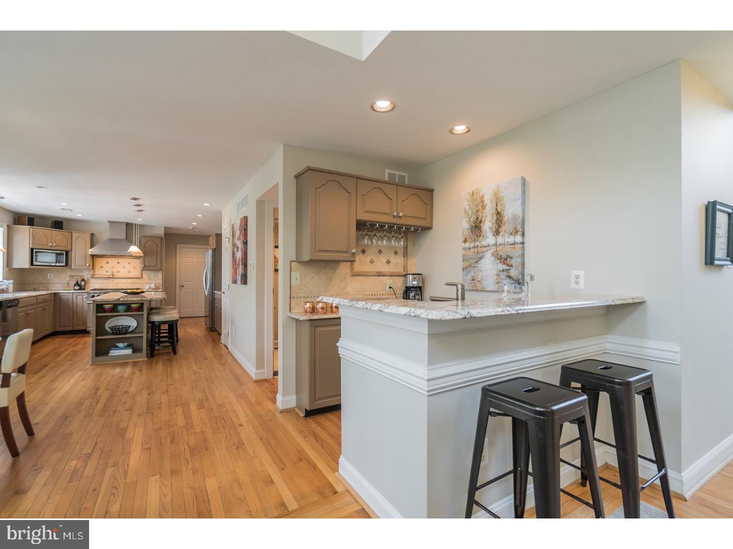 1583 Brookfield Road Newtown, PA 18940 - Photo 7 of 25 Wet Bar