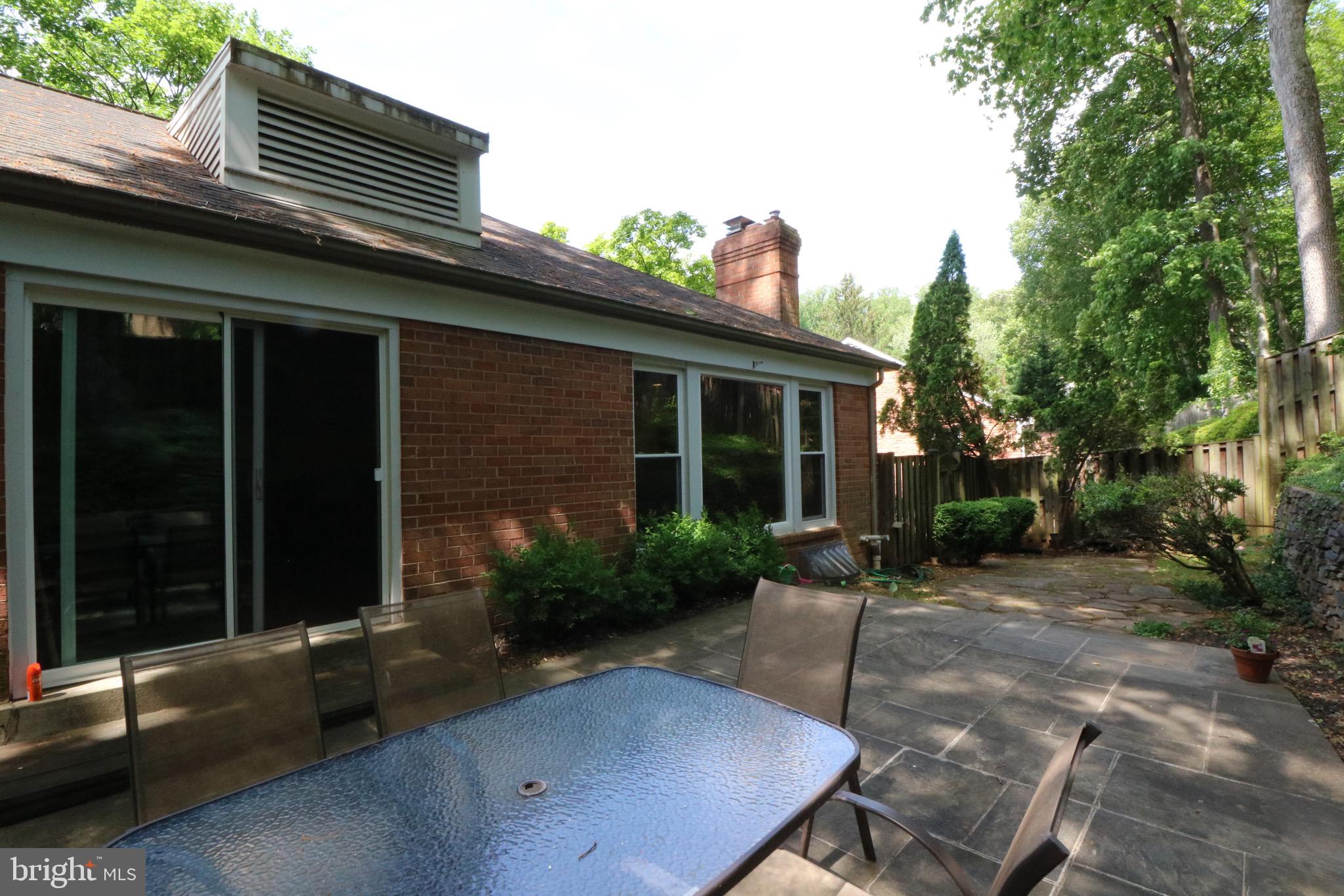 6703 Rannoch Road Bethesda, MD 20817 - Photo 19 of 27 Gallery Image 19
