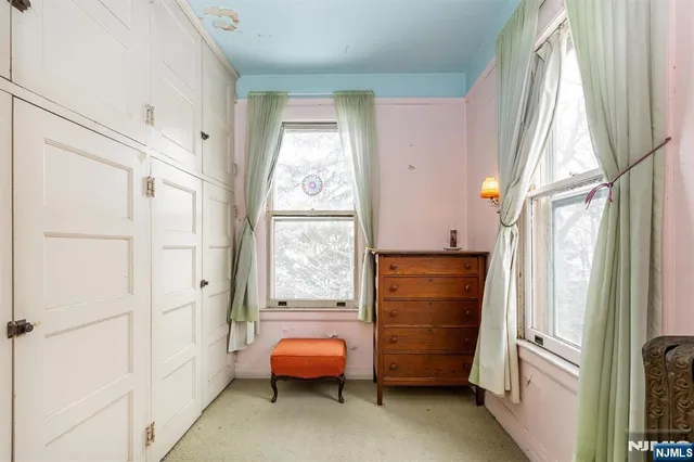 $999,000 | 20 Prospect Terrace, Montclair, NJ 07042