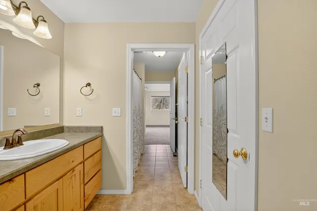 $599,000 | 283 Quail Drive, Lenore, ID 83541