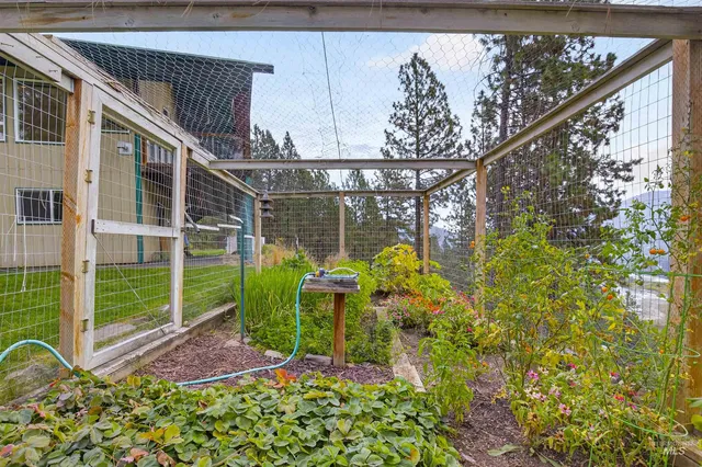 $599,000 | 283 Quail Drive, Lenore, ID 83541